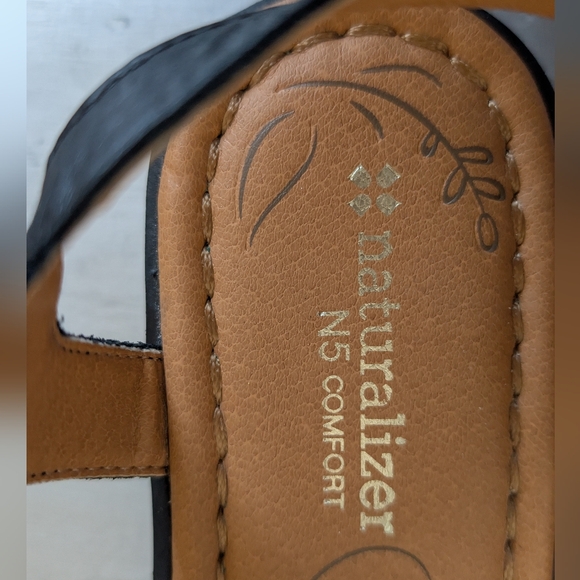 NATURALIZER N5 COMFORT “JANESSA” BLACK SLINGBACK SANDALS 8.5 W - Picture 9 of 9
